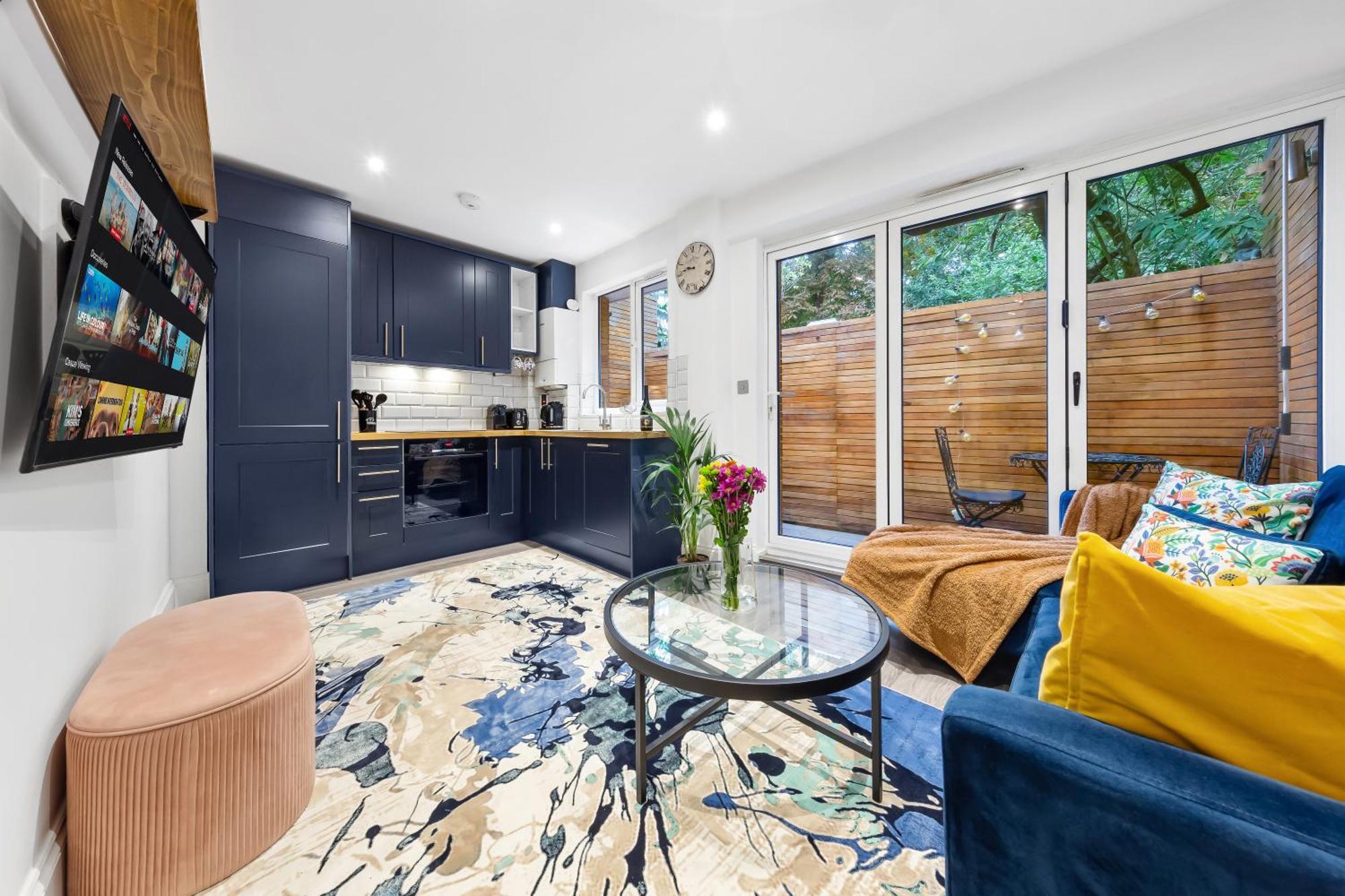 Modern 1 Bed Flat In Barnes Near River Thames *